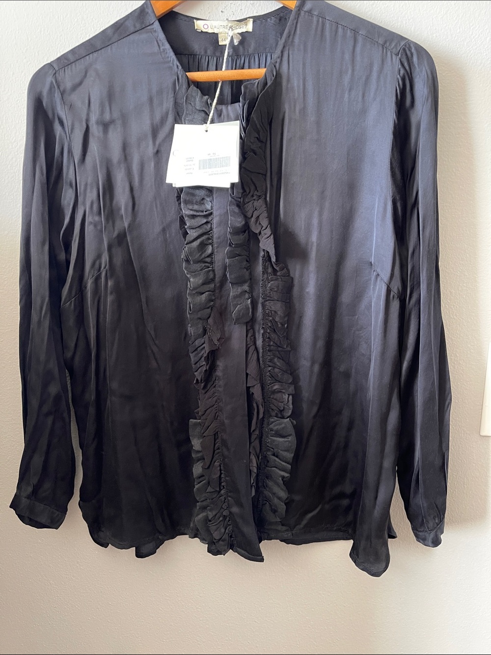 Ruffled Front Black Viscose Silk-Like Blouse Italian